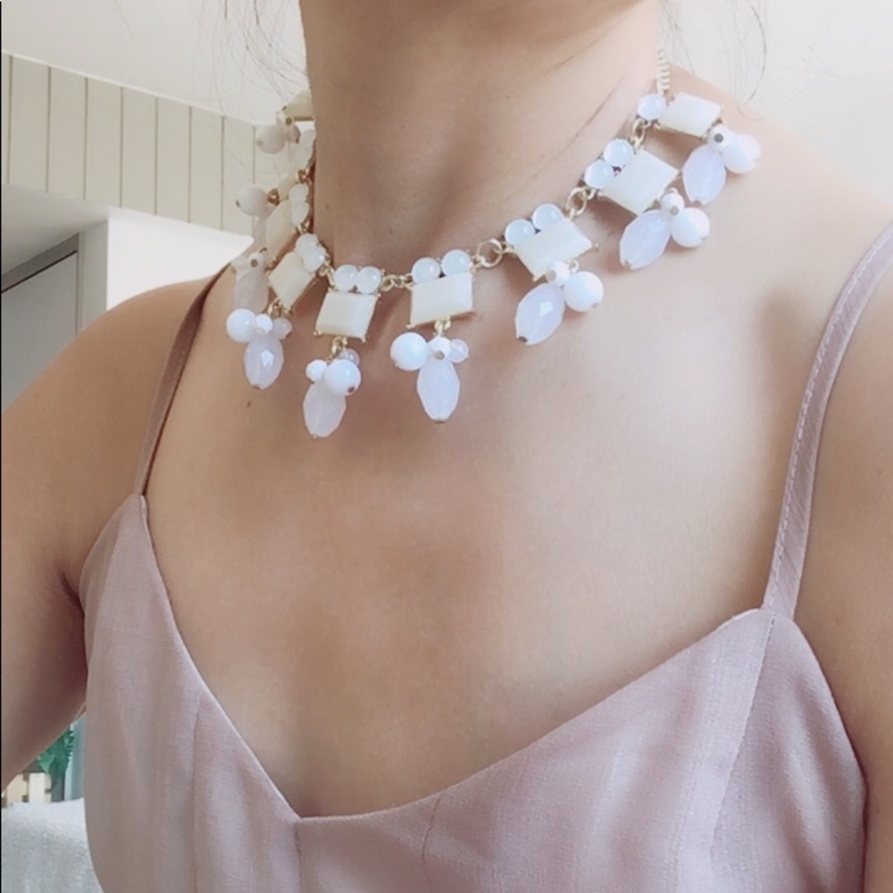 Jessieandsky  bib necklace